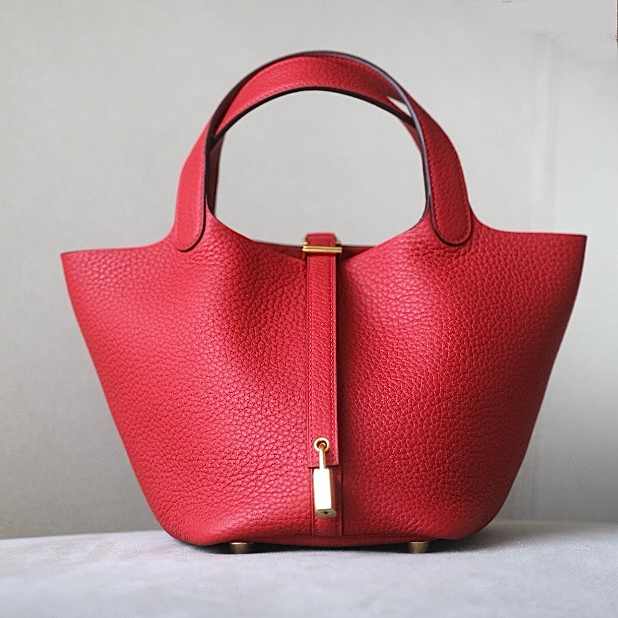 VIENNA - RED