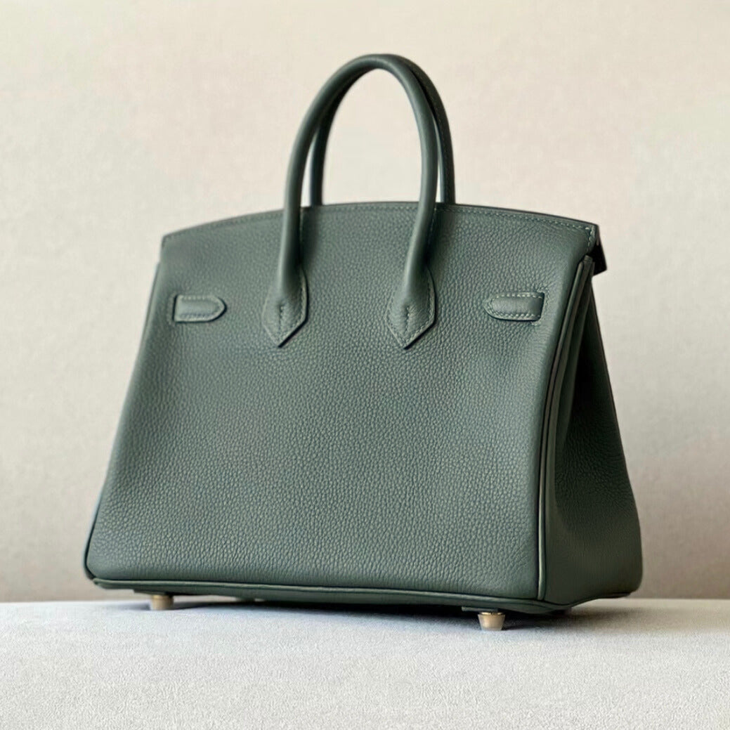 ALMOND GREEN