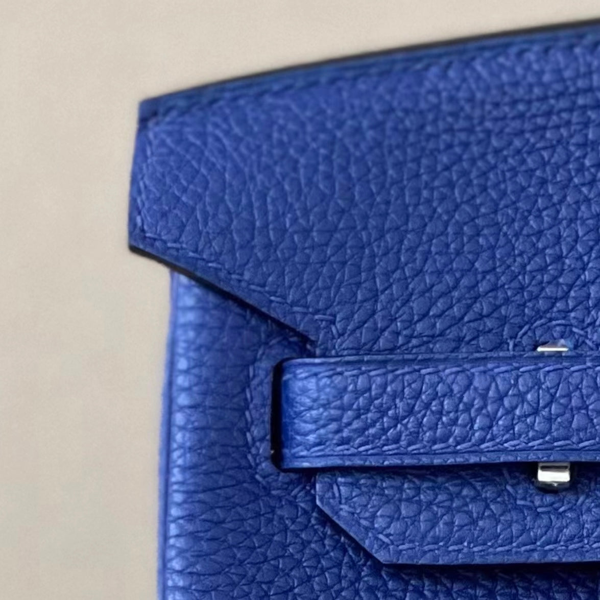 SAPPHIRE BLUE