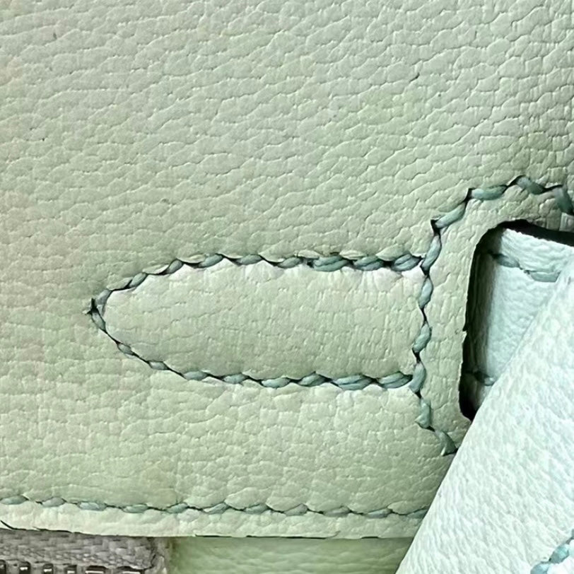 LIGHT GREEN SWIFT - CUSTOM