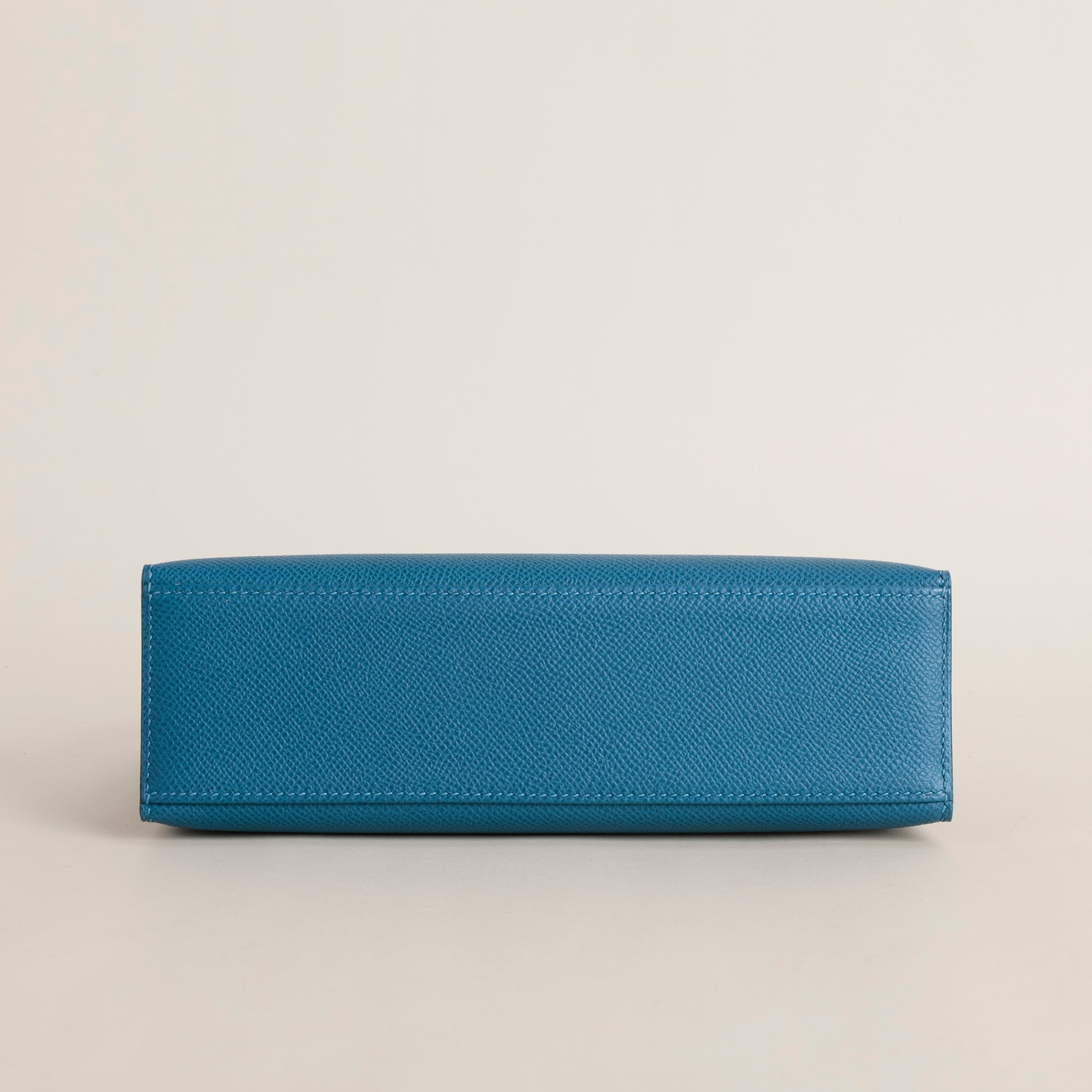 AYLO EPSOM AZURE - CUSTOM