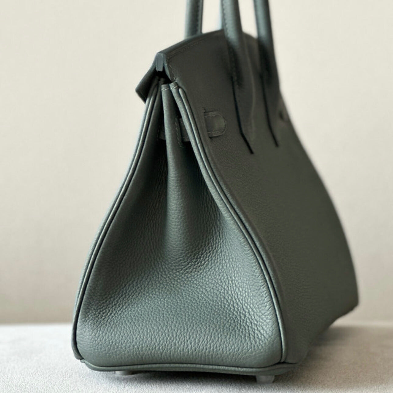ALMOND GREEN
