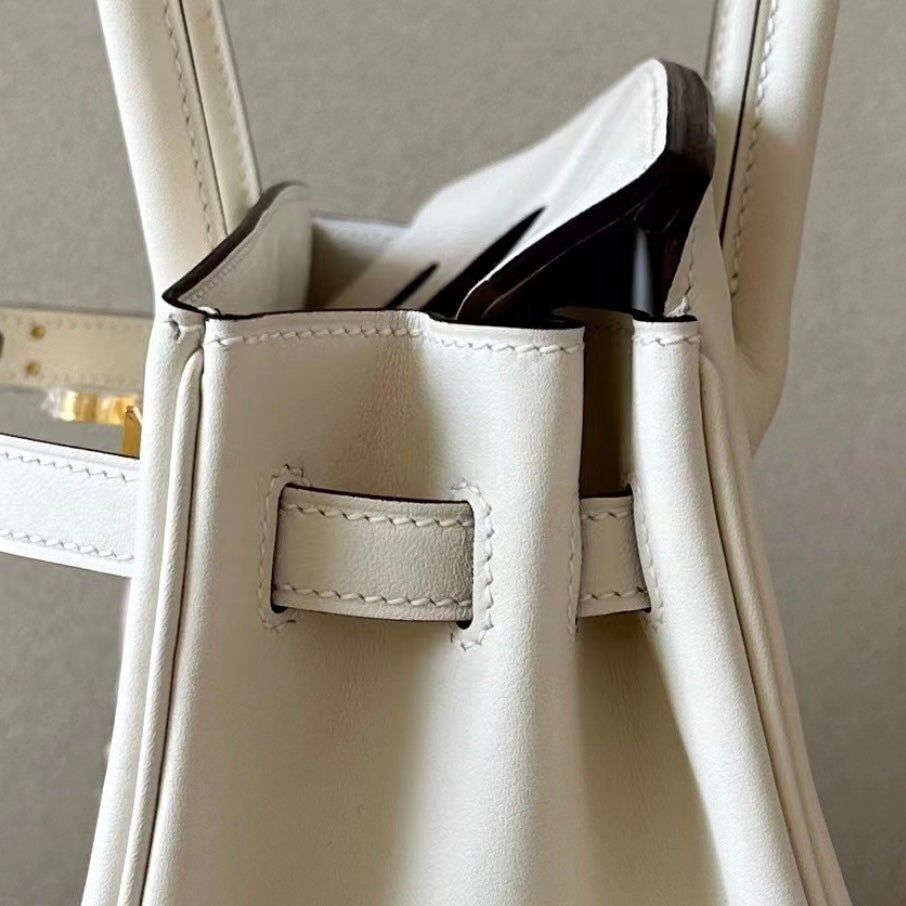 CREAMY WHITE SWIFT - CUSTOM