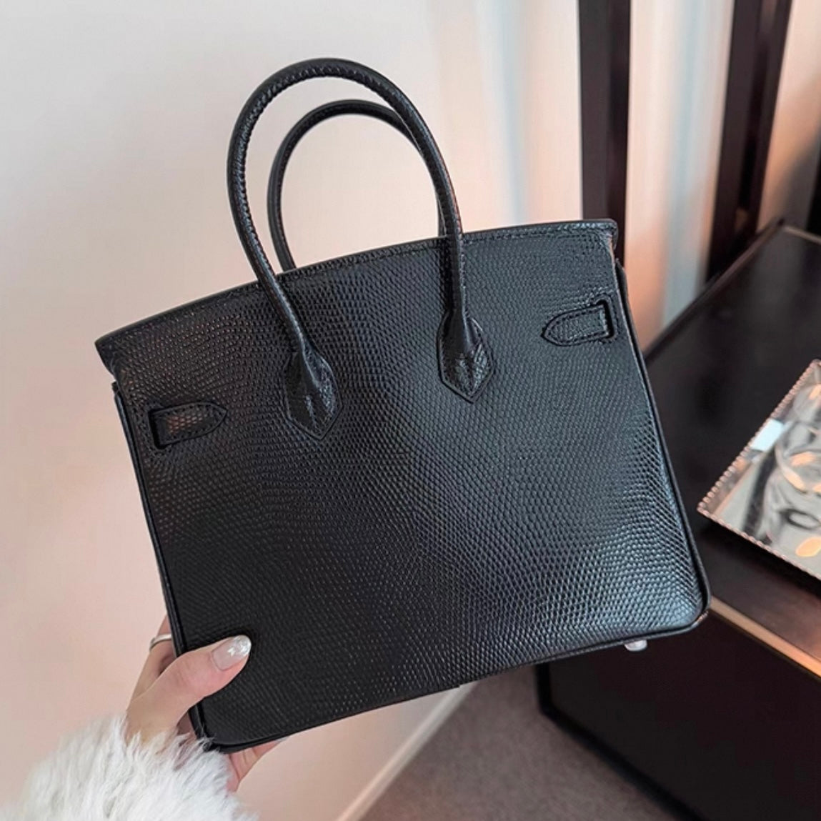 FAYE TOKIO LIZARD ONYX