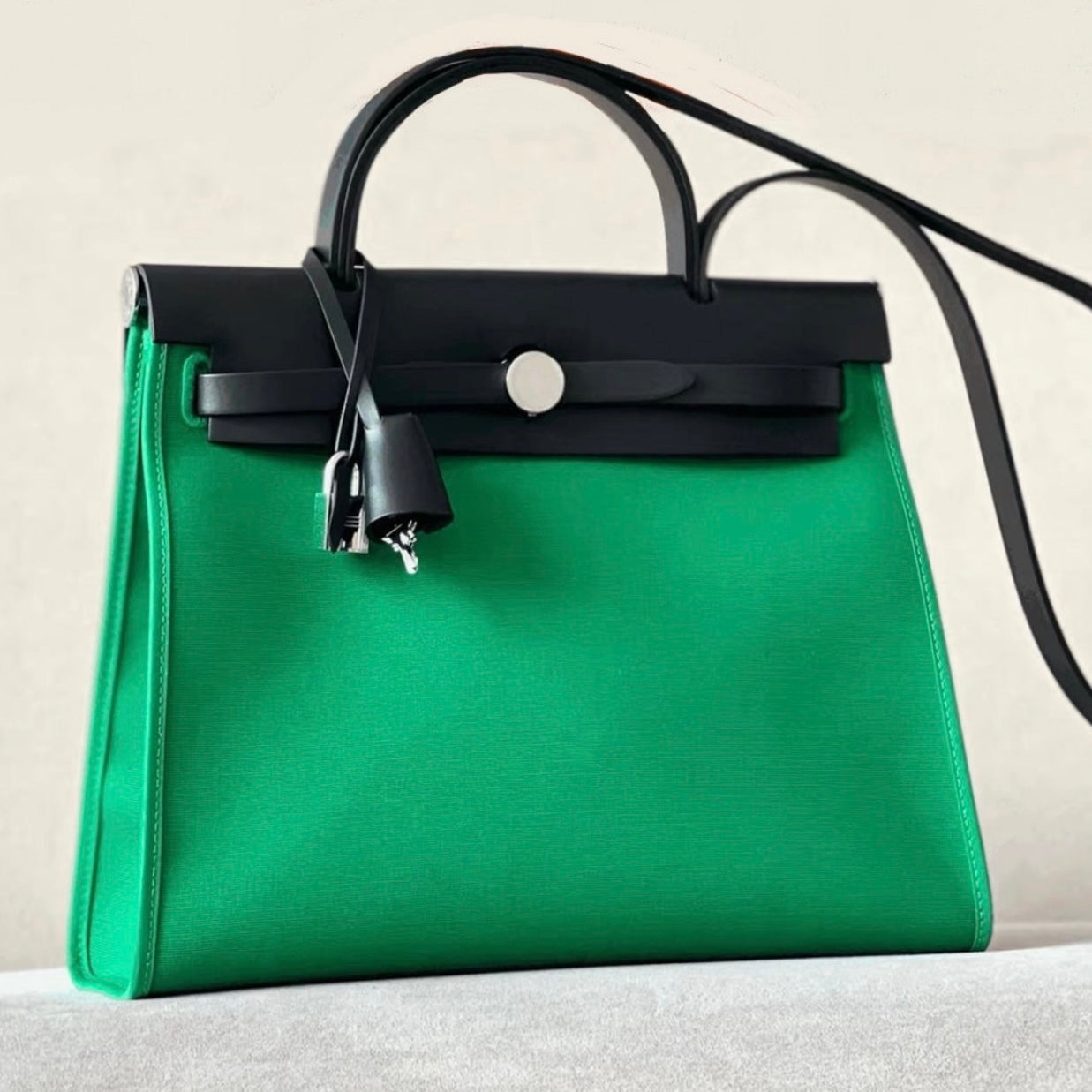 EMERALD FLORENCE