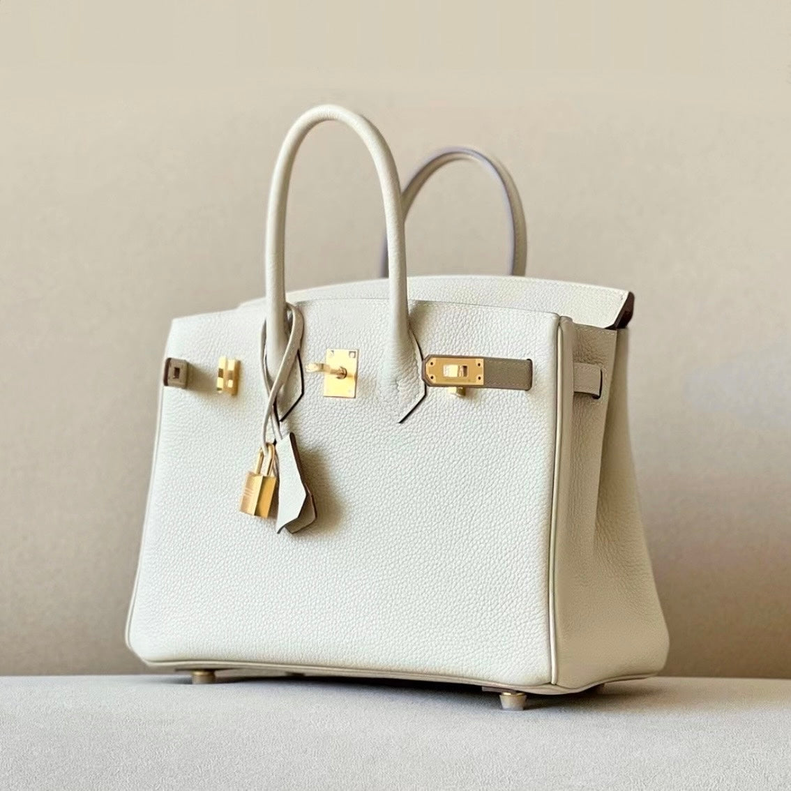 MILKSHAKE WHITE