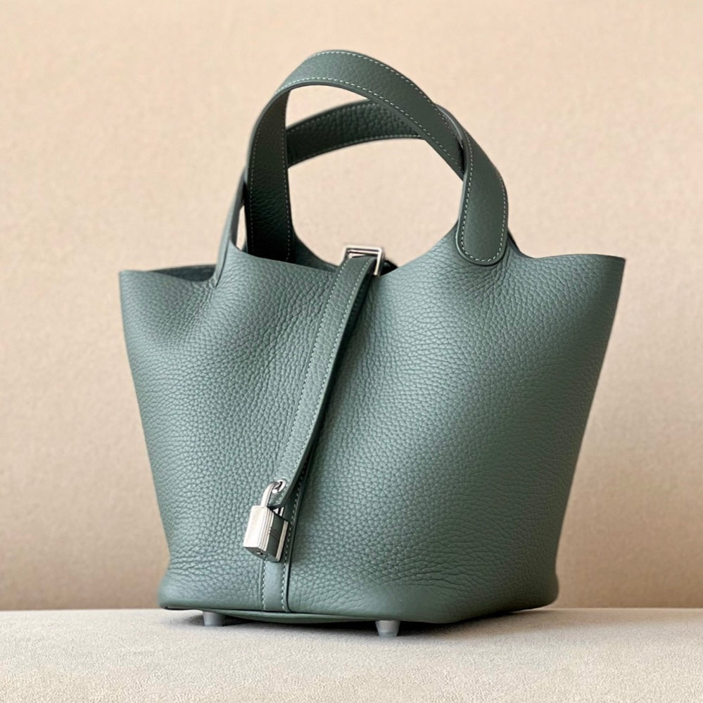 VIENNA - ALMOND GREEN