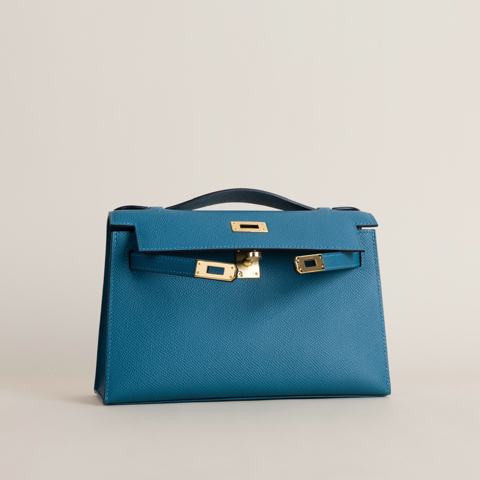 AYLO EPSOM AZURE - CUSTOM