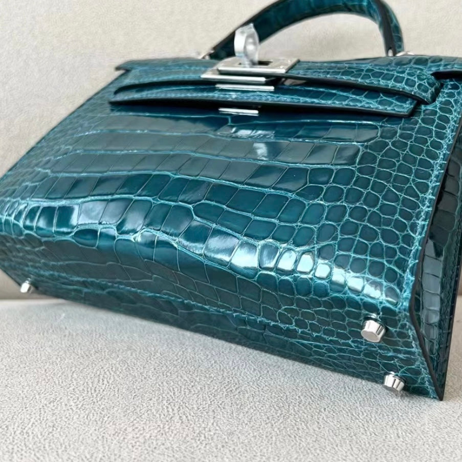 BLUE GREEN ALLIGATOR - CUSTOM