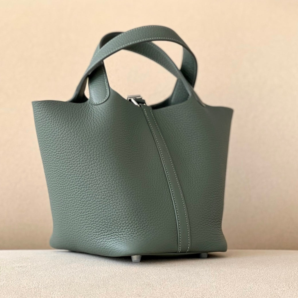 VIENNA - ALMOND GREEN