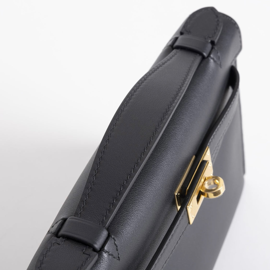 AYLO SMOOTH ONYX