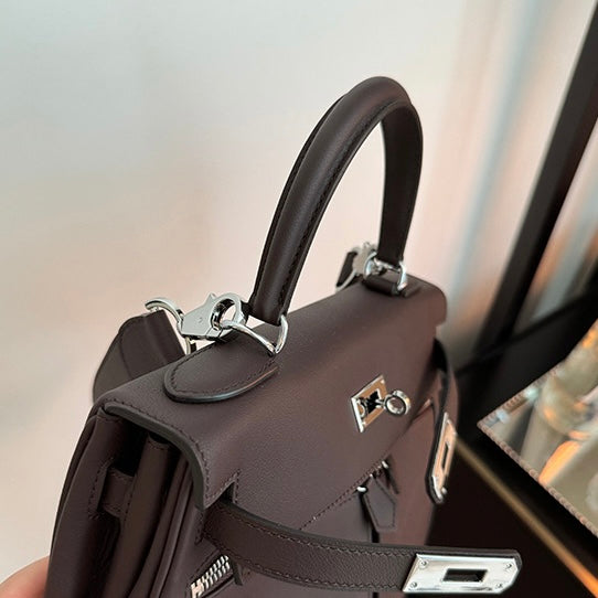 JINX CHICAGO - SMOOTH EBONY