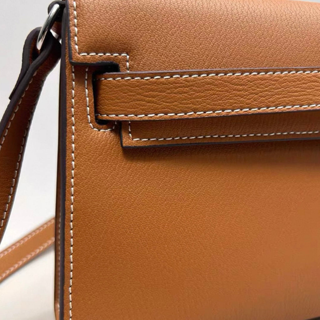 SELYLE CHICAGO - SMOOTH GOLDEN BROWN