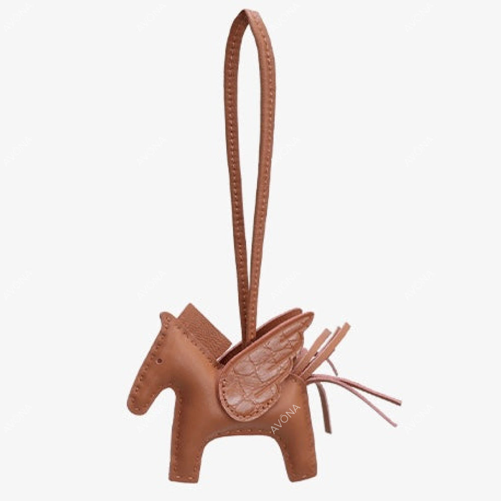 PEGASUS TOUCH CHARM - BROWN