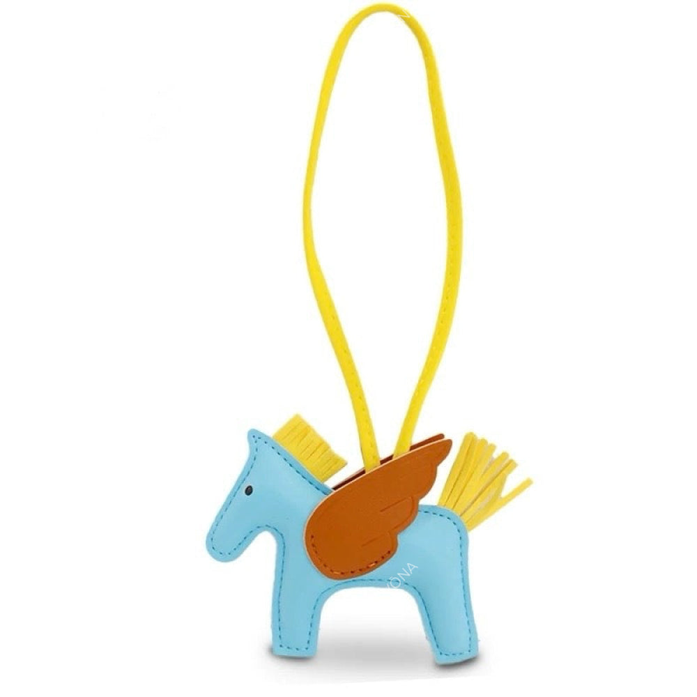 STANDARD PEGASUS CHARM - 6