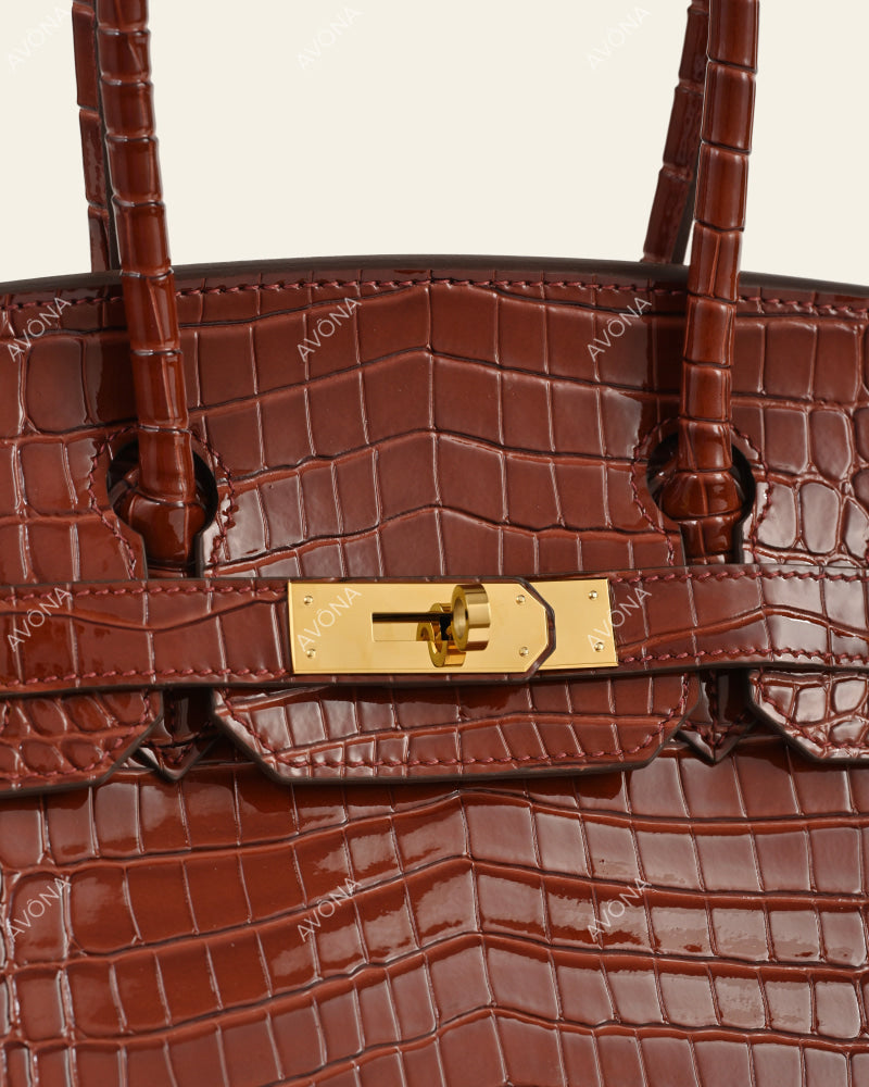TOKIO SHOULDER - COGNAC CROC - M - (W 29 × H 16 × D 14 cm) / GOLD